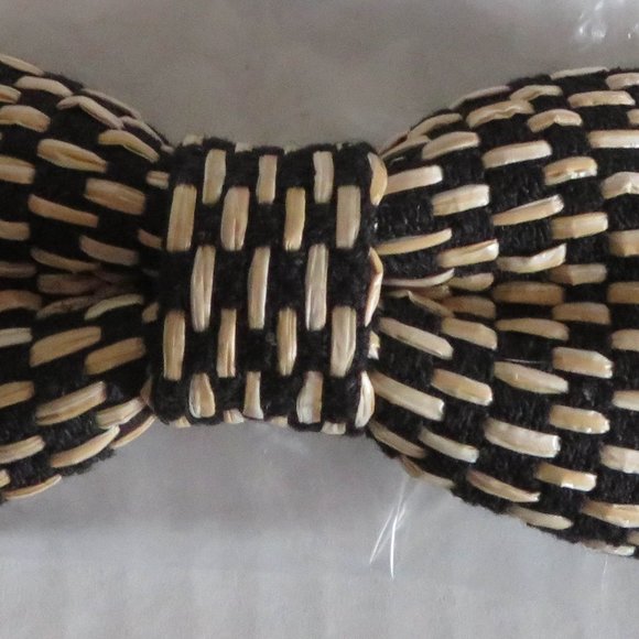 🎉HP🎉 Tasha WOVEN BOW BARRETTE, NWOT - Picture 5 of 5